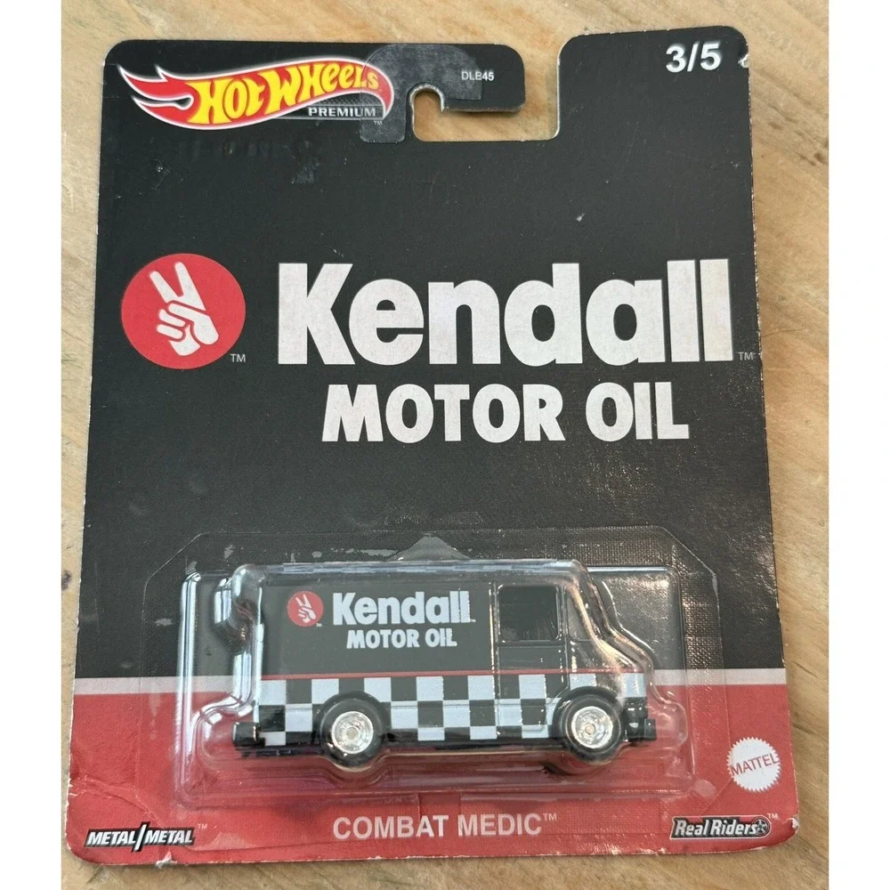 Hot Wheels Combat Medic Kendall Motor Oil Black 1:64 Premium Real Riders‎ DLB45